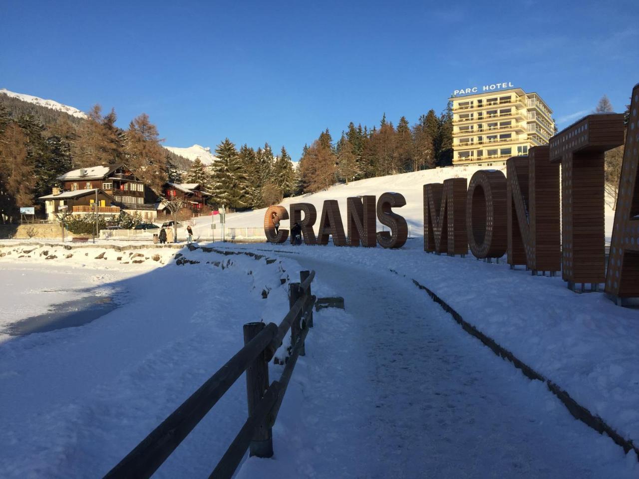 Plein Centre, Ski A Pied, Vue, Calme Кранс Монтана Екстериор снимка